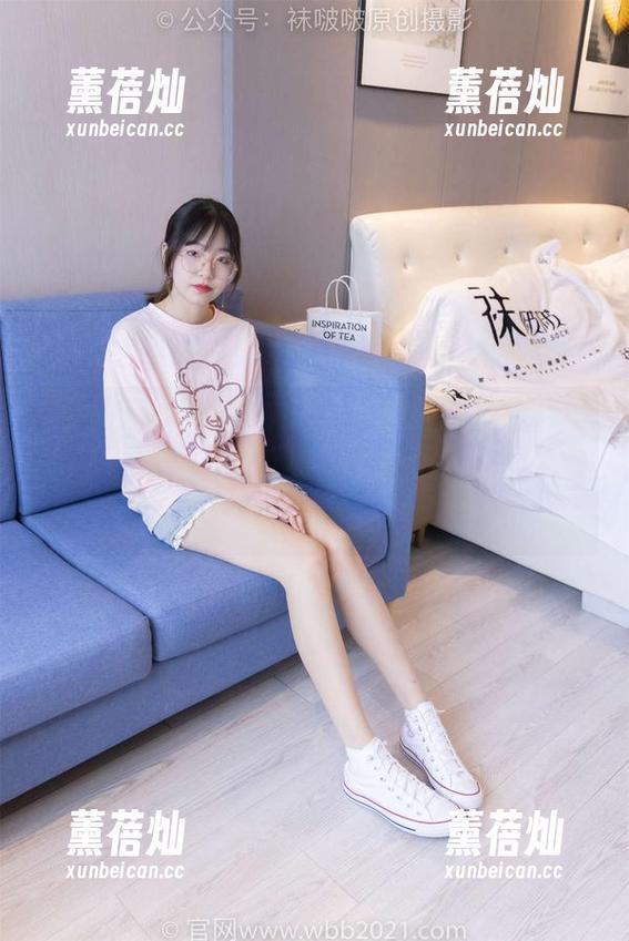 BoBoSocks袜啵啵 - 匡威板鞋在稚予脚下“进化”，最新美图不怕不入场，勇敢前行！