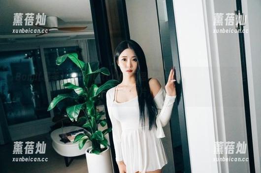Bomi(普美)的Bimilstory不可思议—网络上竟然有这么多免费网袜女仆的图片，哈哈！