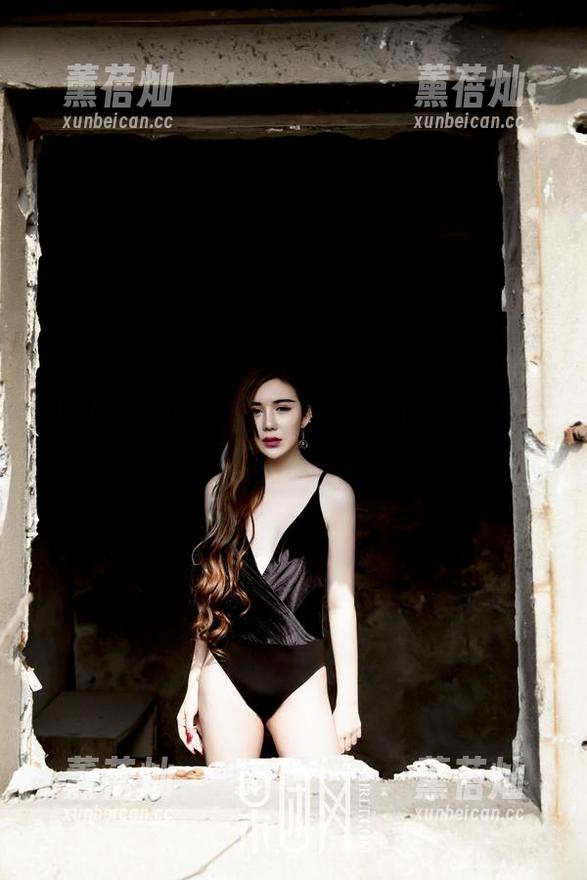 GIRLT果团网-钟紫怡 GIRLT果团网 - 旅拍定制,万一钟紫怡也跟着跑了,那图片还怎么看?
