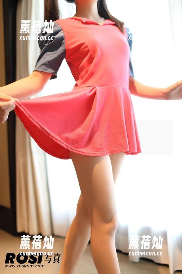 ROSI写真 ROSI的白裙惊艳了我,随手拈来的资源竟让人心烦意乱。