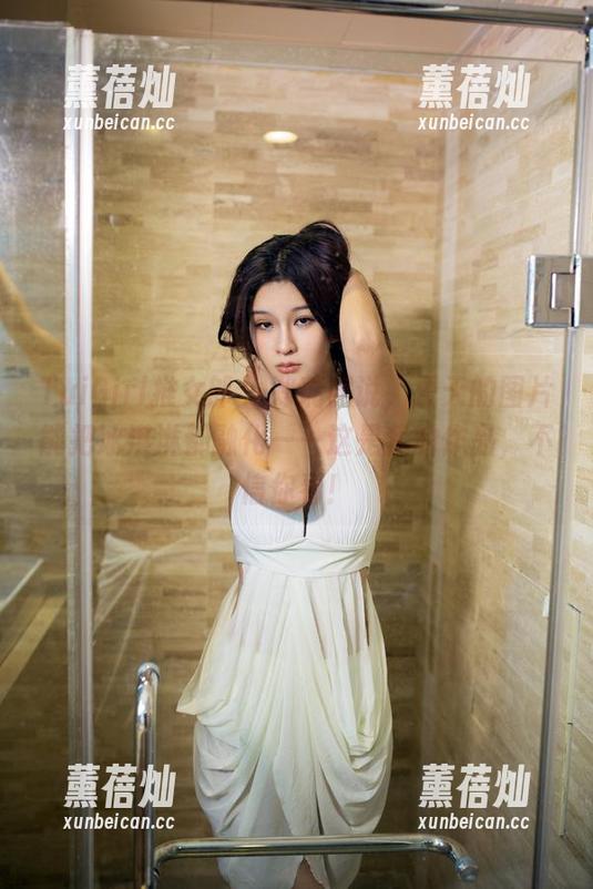 TuiGirl推女郎-郑瑞熙 TuiGirl推女郎 - 郑瑞熙说,夏天的图片能把冰淇淋都融化——这是我的作品,不信你看!