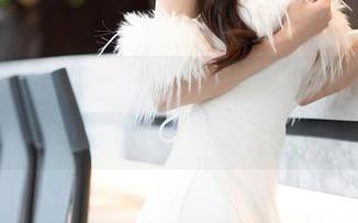 XIAOYU语画界 – 这次，徐莉芝Booty的旗袍美图让人觉得真爱从未改变。