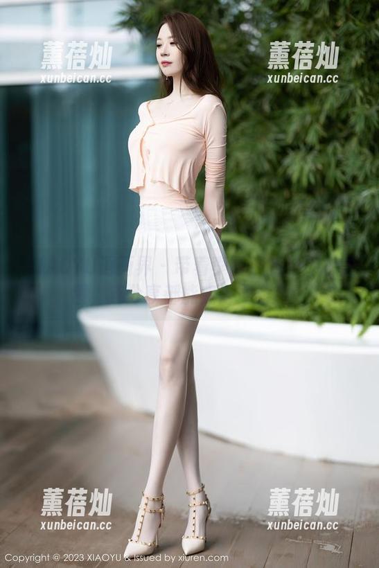 XIAOYU语画界-李丽莎 XIAOYU语画界 - 带着李丽莎的死库水美图,连分享都能变得更有趣!