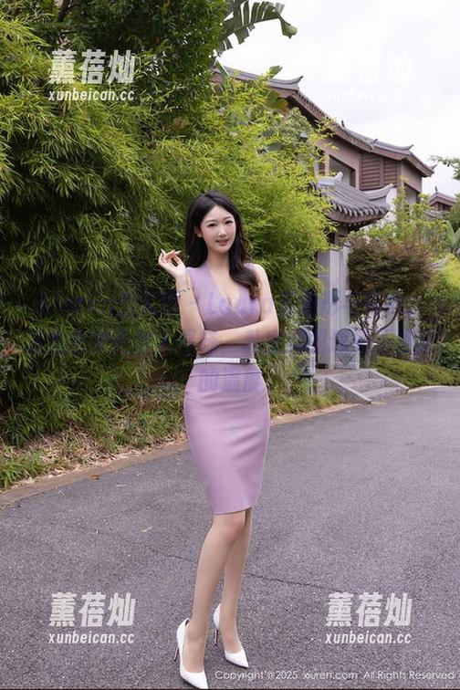Xiuren秀人网-Laura苏雨彤 Xiuren秀人网 - Laura苏雨彤与毛衣,这组合实在耐人寻味,私房美图透着不确定的温度