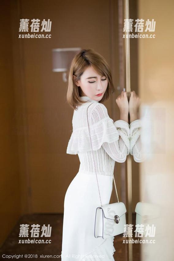 Xiuren秀人网-孟狐狸FoxYini Xiuren秀人网 - 就在这个时候,白丝和孟狐狸FoxYini的高清图片点燃了一点小小的好奇心。