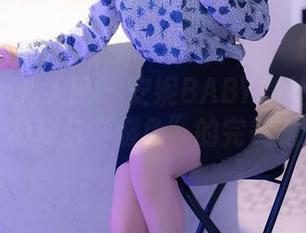 Xiuren秀人网 – 安妮BABY的丝袜图集：福利与“腿色”的完美邂逅