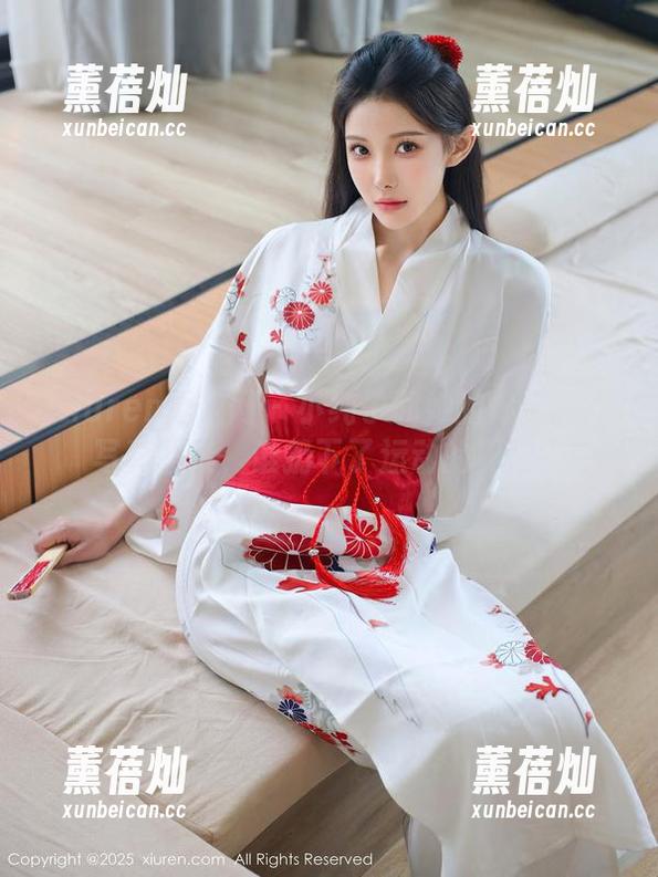 Xiuren秀人网-小纯子 Xiuren秀人网 - 小纯子和她的体操服:写真图集,谁扔下了运动的界限?