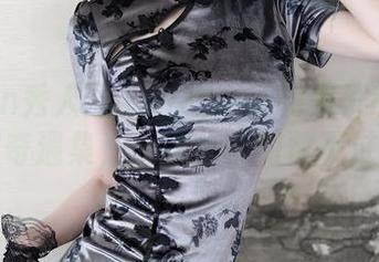 Xiuren秀人网 – 在线见证糯美子Mini的校园奇遇集，小插曲多到数不过来！
