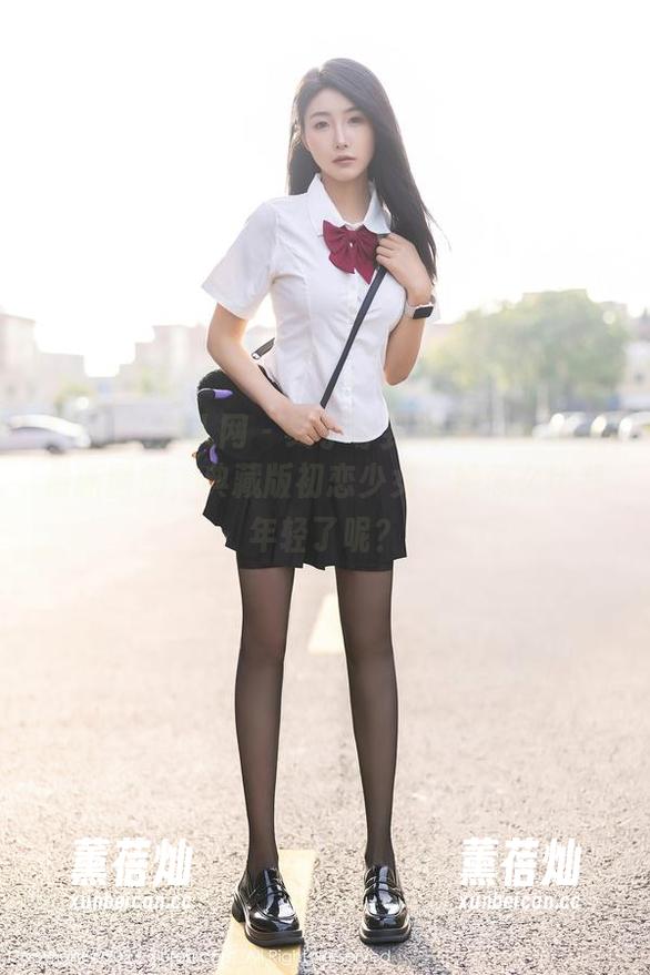 Xiuren秀人网-糯美子mini Xiuren秀人网 - 终于等到糯美子mini的最新图册,典藏版初恋少女,她怎么比我年轻了呢?