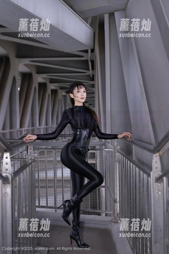 Xiuren秀人网-顾楚楚Maily Xiuren秀人网 - 敲开网盘,翻找顾楚楚Maily女友写真,外面传来了一阵风声。