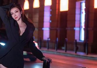 Xiuren秀人网 – 朦胧丝袜在黄乐然的在线合集，背影一玩就是半小时…