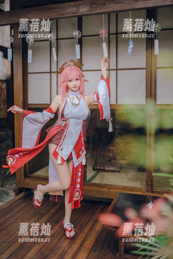 miko酱ww miko酱ww的泳装cos,高清版,水中漫游的奇妙剧场!