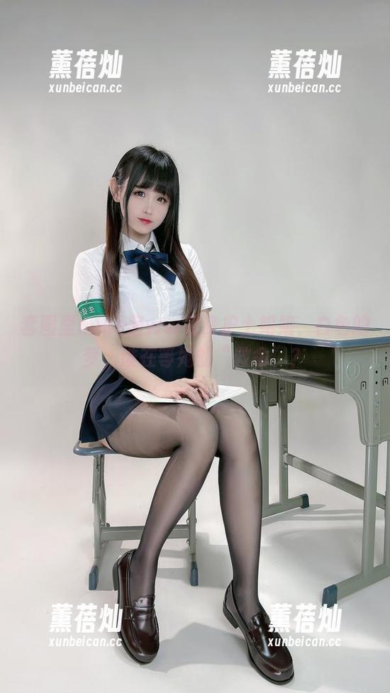 miko酱ww 套图里miko酱ww变身护士姐姐,白色的梦,谁在等她的“救命”?