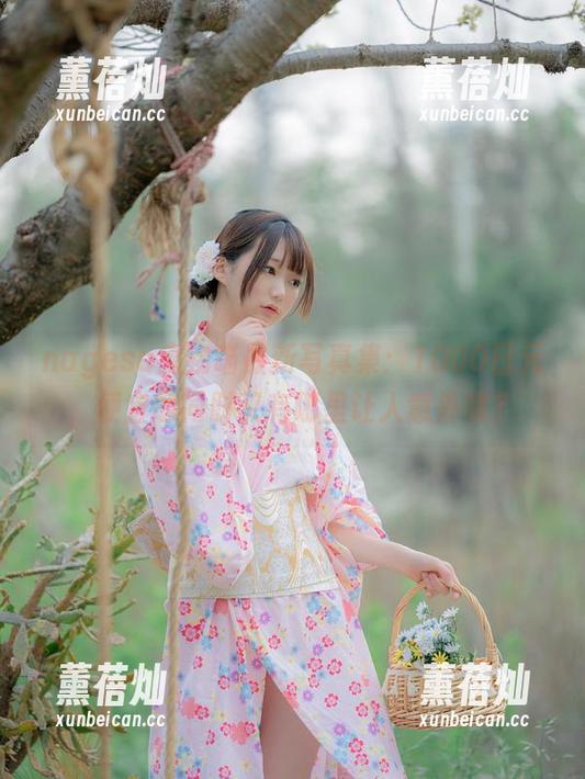 nagesa魔物喵 nagesa魔物喵最新写真集:1000日元,便宜的同时又有哪里让人意外呢?