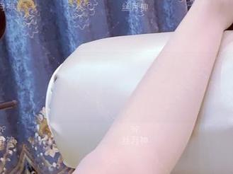 微密圈 – 想要高跟鞋子还免费？那就看丝月神如何把黑丝绒穿到极致吧！
