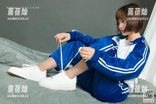 丽柜-甜甜 丽柜 - 尝试一下甜甜的美图,伊莲尤梦有点让人意外的好看!