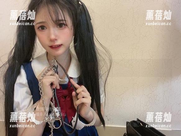 倦倦喵旗袍下的美图，照片们都在小声窃窃私语