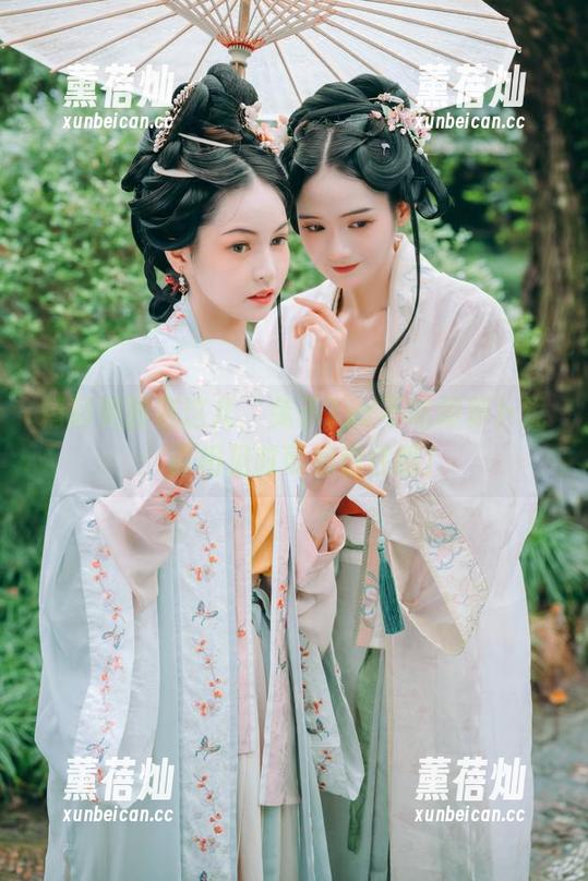 兔子Zzz不吃胡萝卜 精彩美图在这儿,兔子Zzz不吃胡萝卜说:再相见时可别愣住哦!