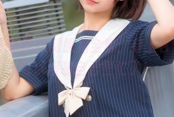 喵糖映画的OL制服裙全套：穿上它，你就可以假装自己很忙了！