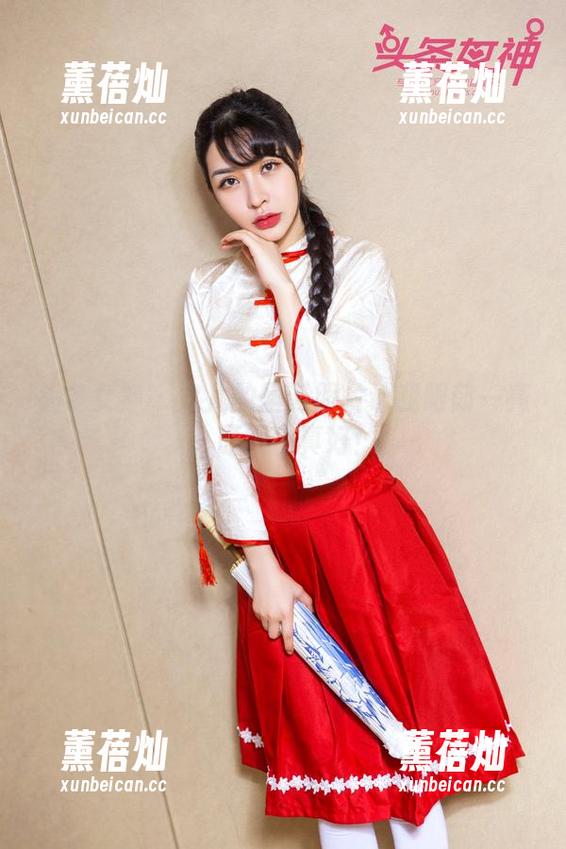头条女神-火儿 头条女神 - 火儿的圣诞照片让我眼前一亮,原图也真好!