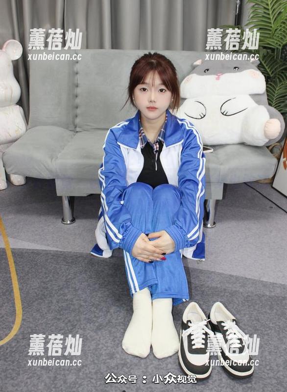 小众视觉-敏儿 小众视觉 - 敏儿女王,就是连壁纸也敢亮出来的美丽!