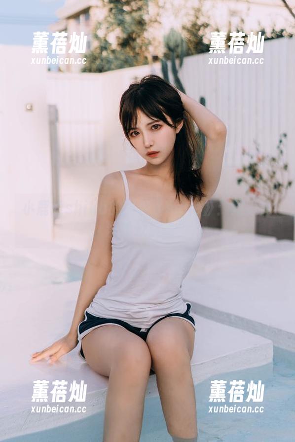 小鹿鹿shika 小鹿鹿shika的图包《sene》:难道她没看过镜子?