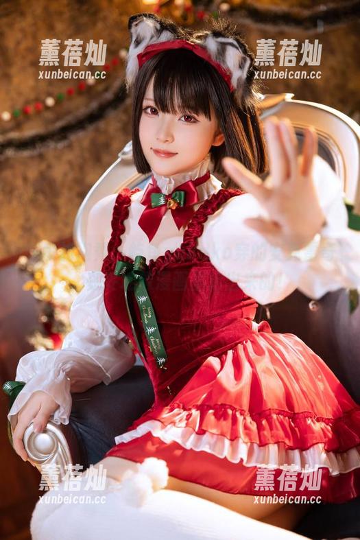 屿鱼yukako 私房旗袍秀:屿鱼yukako穿的安克雷奇,妥妥地像漫画里走出来的!