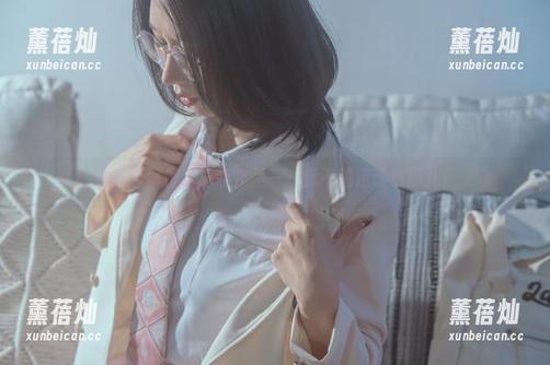 岛田云溪 岛田云溪最新泳装作品——我不确定该看哪儿!