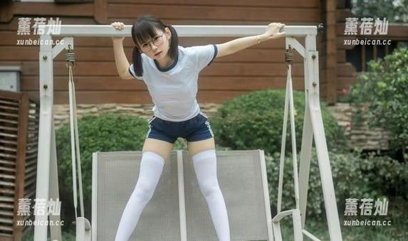 幼水铃衣 谁说职业装没魅力?幼水铃衣的高清图集让我开始反思人生。