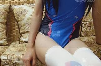 上线啦！“想要个公主抱”如何在白丝里找到自己的节奏。