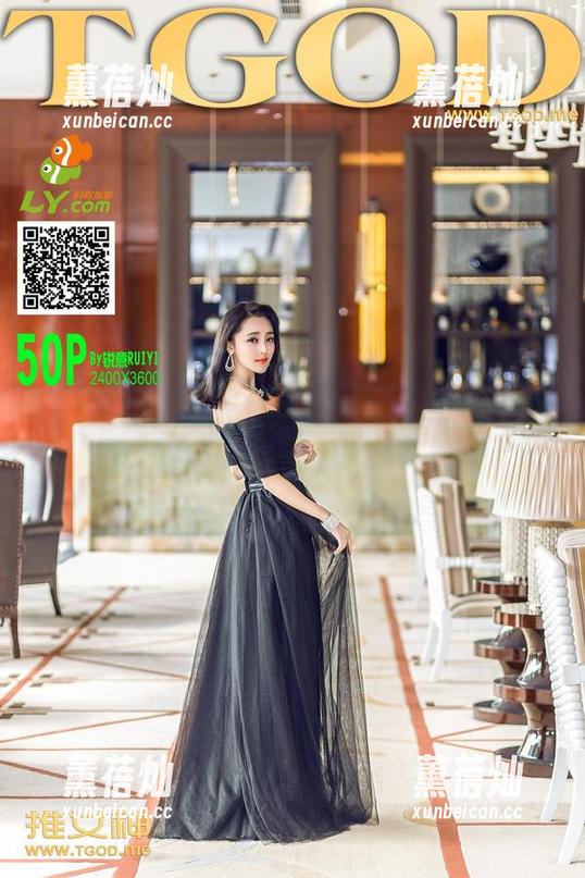 推女神 - 宋梓诺Bee的豹纹Look：私拍原图全暴露，随便偷个懒就变身性感猫咪！