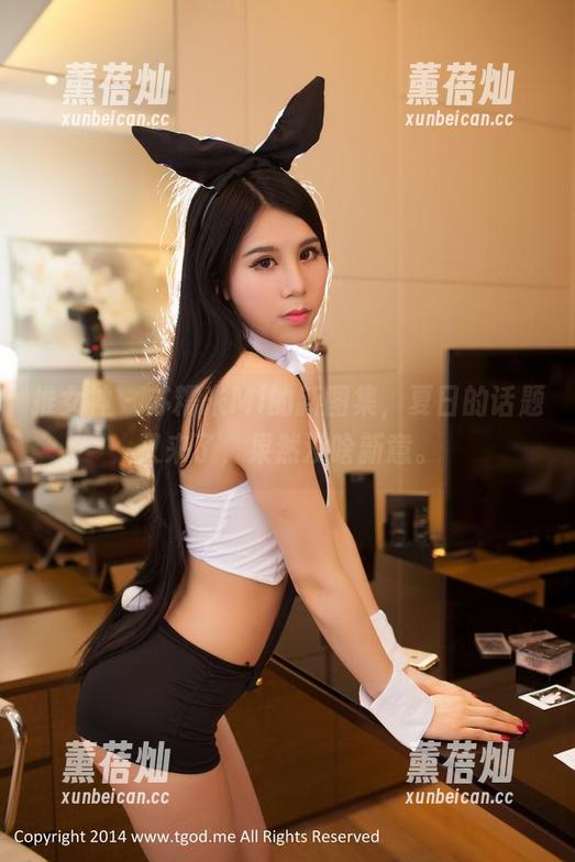 推女神-苏糯米Mi 推女神 - 苏糯米Mi的新图集,夏日的话题又来了,果然没啥新意。