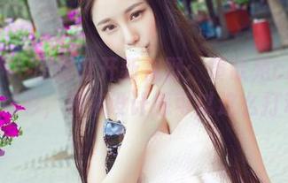 推女神 – 原图打开新视野：黄歆苑chobits的白衬衫，原来设计感可以这么打动人！