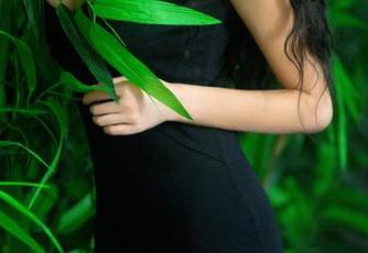 推女郎 – 赵惟依的圣诞合集：谁说平安夜不能尴尬一下？