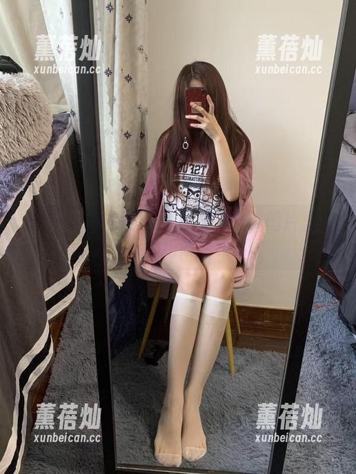 提袜少女 微密圈 - 提袜少女高跟鞋全套:图片里隐藏的绝妙品味