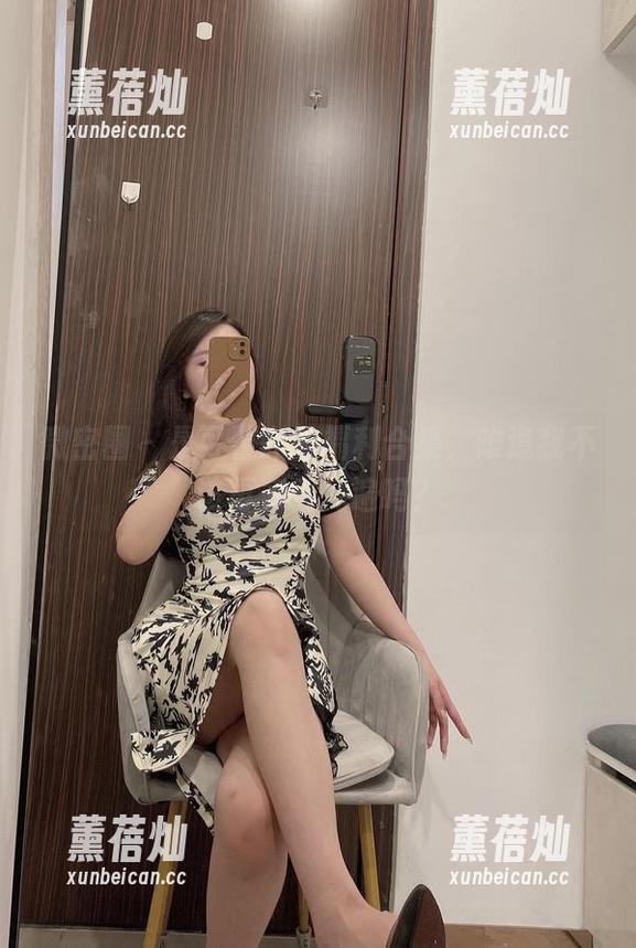 是可馨吖 微密圈 - 是可馨吖的福利合集,难道我不该再多看几遍吗?