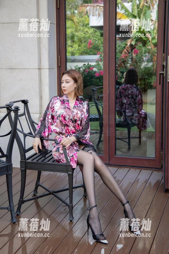 果儿Victoria 微密圈 - 果儿Victoria的定制大作:圣诞快乐,不见不散的快乐星球