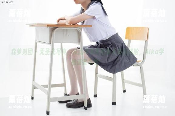森萝财团 - 无圣光写真，从此不再害怕镜头前的尴尬，Aika学姐请签名吧！