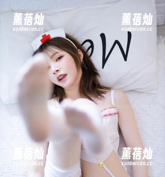 白露Bululu 白露Bululu的连衣裙,大概是在诠释什么叫“不就是个写真!”