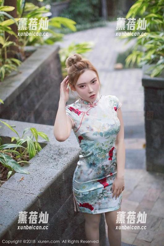 秀人网-桃色奶酪 秀人网 - 沉浸在海边的桃色奶酪:高清图包,别说我没提醒你哦!
