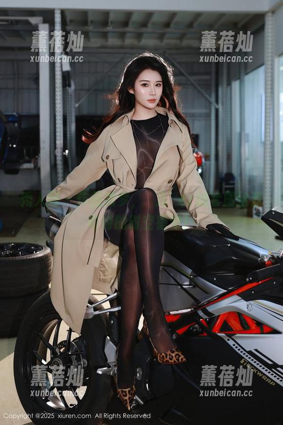 秀人网 - 作品如梦，玥儿玥er的套图给我奇特的时空错觉！