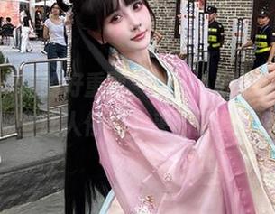 美图合集真的好重要，秋山AkI到底还藏了哪些让人停不下来的亚丝娜？
