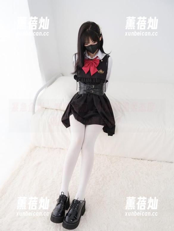 紧急企划-小婕 紧急企划 - 套图点滴,小婕的温柔态度,掩藏了多少潜台词?