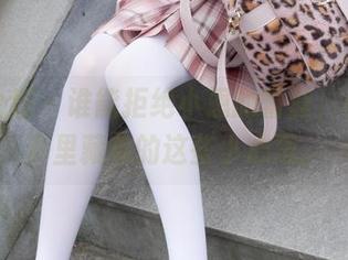 紧急企划 – 谁能拒绝小恩的蕾丝，看看写真里藏着的这些小心思。