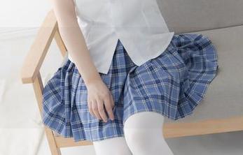 紧急企划 – 图包里都是龙崎聆音的全套体操服，好吧，我承认我舍不得删掉每一张！