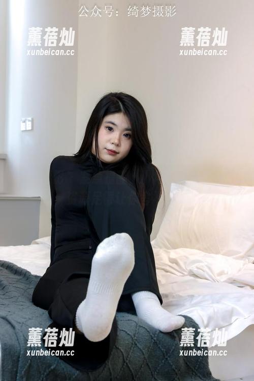 绮梦摄影-小冉 绮梦摄影 - 紧急提醒,小冉学妹的图包上线,资源足得让你舍不得关掉。
