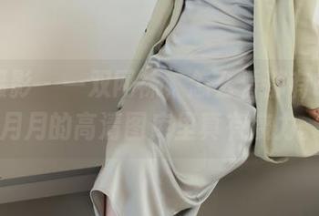 绮梦摄影 – 一双网袜，怎么看都有故事，月月的高清图库里真有魔力。