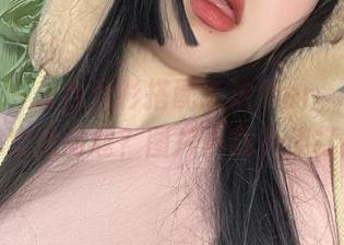微密圈 – 灰色开衫搭配葱油饼er，这画风你确定没问题？图片下载价值打折。