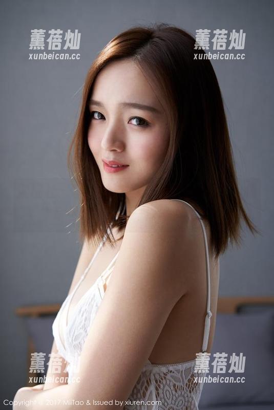 蜜桃社-李颖诗 蜜桃社 - 李颖诗浴缸里的清新风暴,下载专业作品集,一探水里究竟!