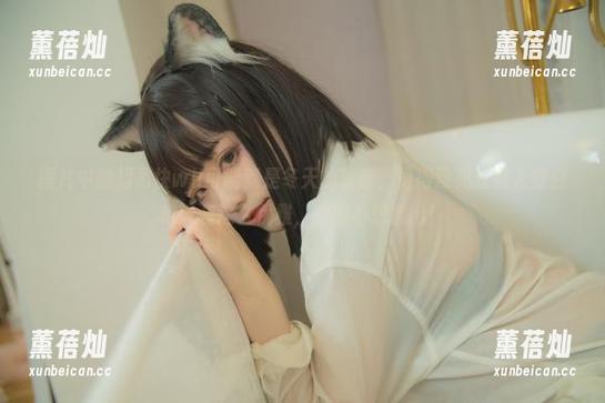 起司块wii 图片中的起司块wii可能就是冬天的宣言,觉得没见过别人穿白枪泳装这么优雅,原图不想放出!